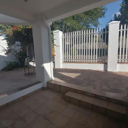 Palm View Guest House Pretoria-Noord Exterior foto