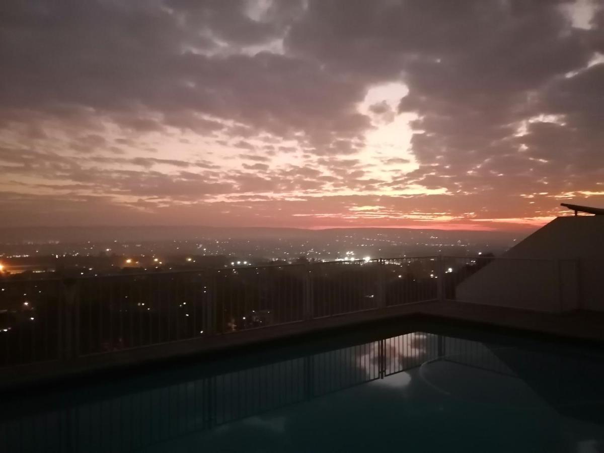 Palm View Guest House Pretoria-Noord Exterior foto