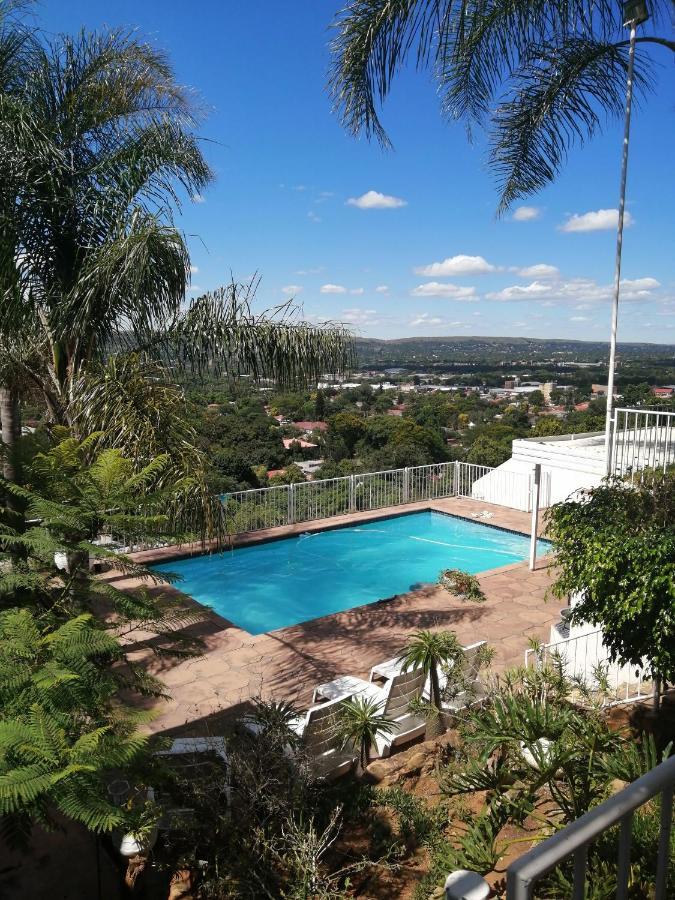Palm View Guest House Pretoria-Noord Exterior foto