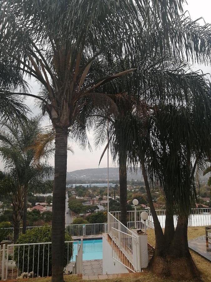 Palm View Guest House Pretoria-Noord Exterior foto